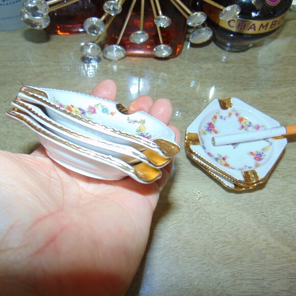 Set of 6 VTG Schumann Bavaria Germany Empress Dresden Flowers Ashtrays. 3.5" - Picture 5 of 9